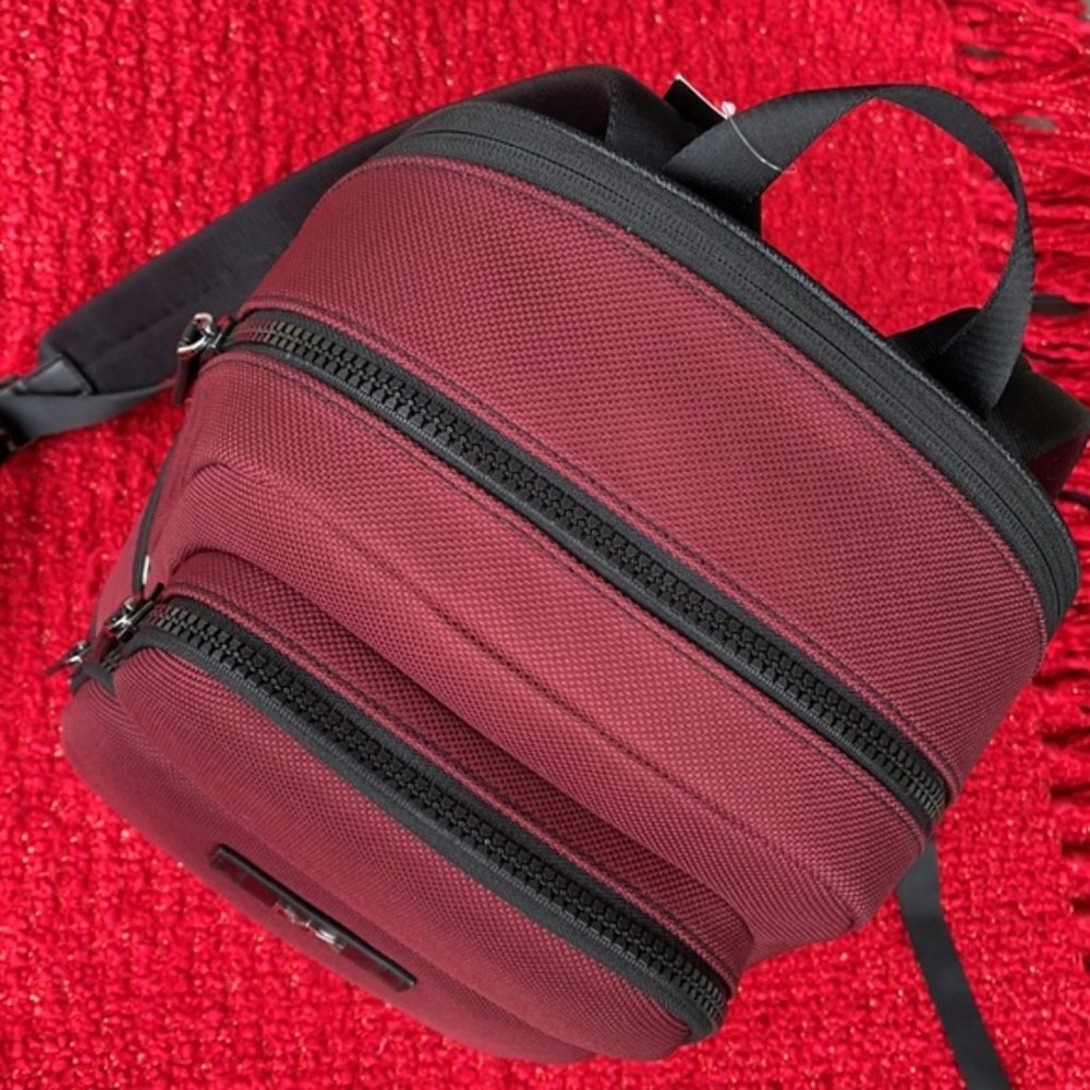 Michael Kors Kent Sport Utility Backpack Merlot - Picture 15 of 16